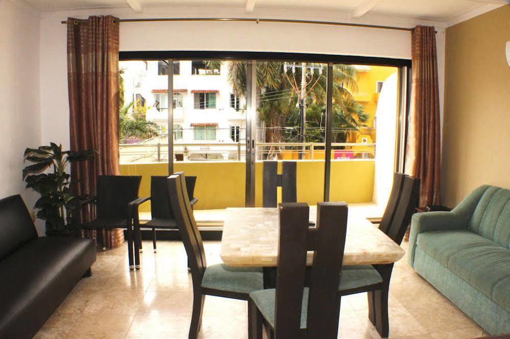 Ocean Plaza Condos Playa del Carmen Exterior photo